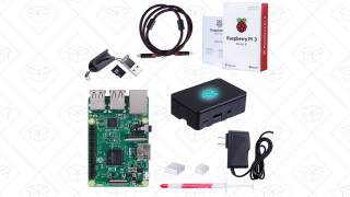 Build Your Own Mini Game Console For $58 With This Raspberry Pi Starter Kit<em></em>